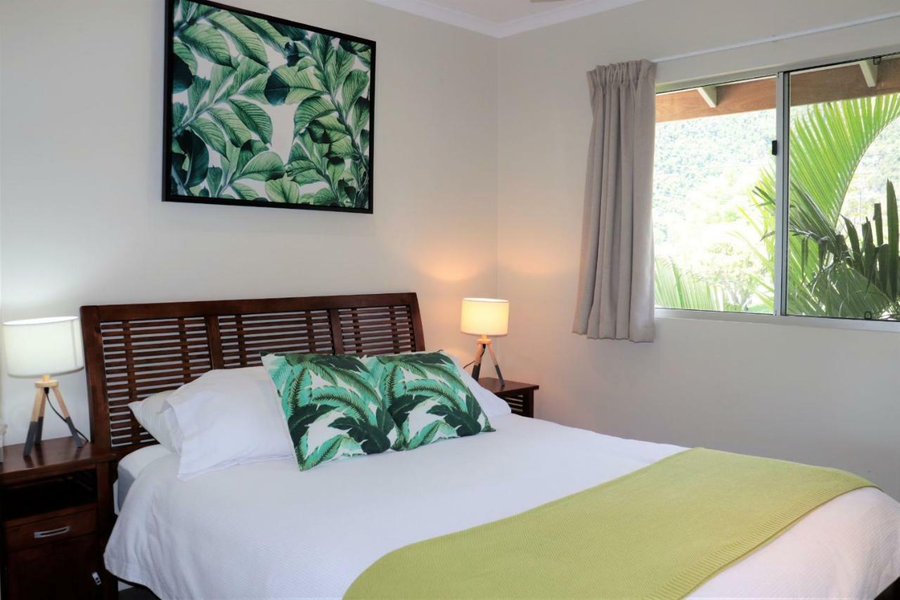 Watersons At Airlie Central Apartments Airlie Beach Exterior photo